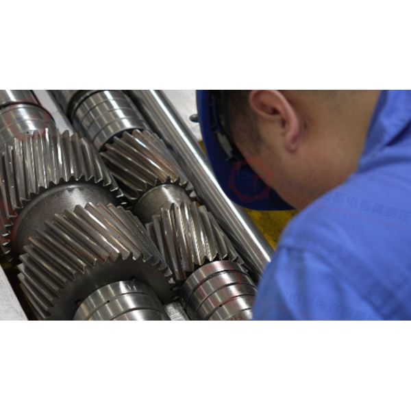 High-Torque Twin Screw Extruder Gearbox for Polymer Compounding, Plastic Processing and Continuous Chemical Extrusion Lines