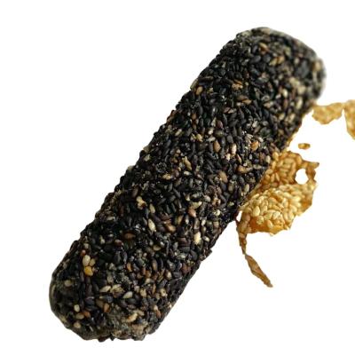 O preto saudável do biscoito do rolo de ovo da grão cozeu Honey Sesame Sticks
