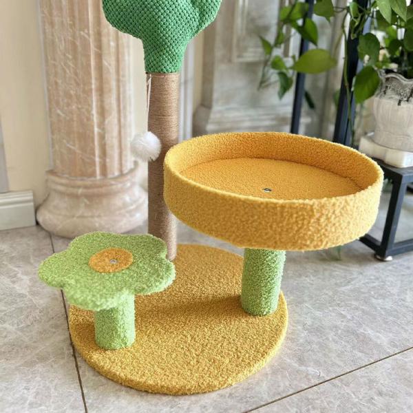 US Sisal and Plush Cat Scratching Post for Kitten 2.700kg Package Gross Weight
