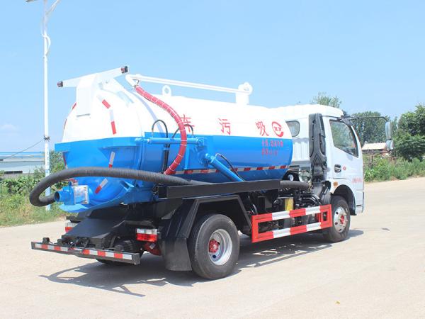 Factory DFAC DongFeng Sweage Suction Tank Trucks 5 M3  5000 Litres Sewage Suction Truck  With Vacuum Pump
