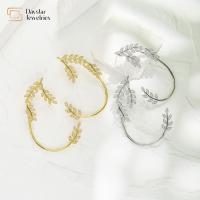 Boucles d'oreille de crochet d'oreille de coeur de feuille de bijoux plaquées par or de Diamond Zircon 18k de femmes