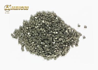 Cortando o carboneto de tungstênio das pontas da folhosa viu o elevado desempenho das pontas