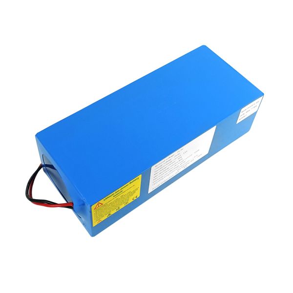 Portable 7-cell 30A battery pack for small electronic devices