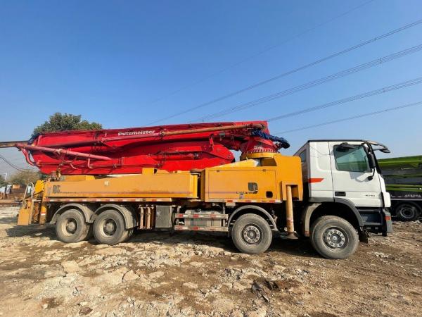 Pompes à béton Putzmeister allemand 46m sur Benz Euro III avec procédé d'usinage hydraulique