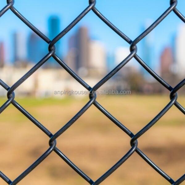 Customized Cyclone Wire Fence Diamond Wire Mesh Netting Panel Galvanized Industry Chain Link Fence