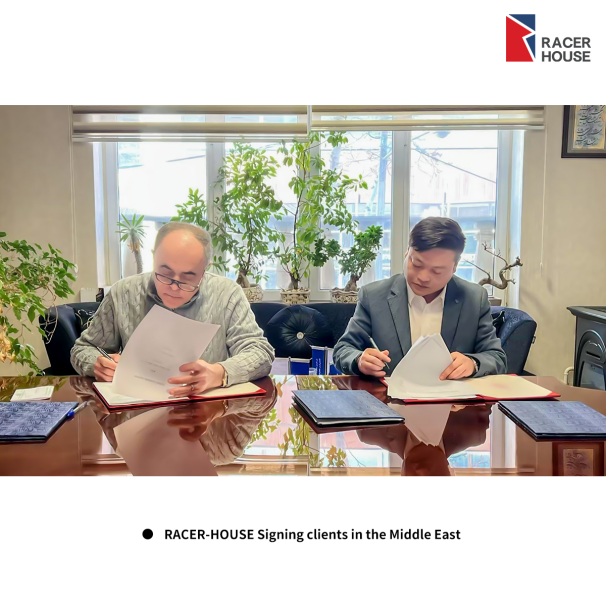 2025 Xingyue L Fuel Version 2.0T 235 Horsepower Automatic Four-Wheel Drive Dongfang Yao Moon-Gazing Edition