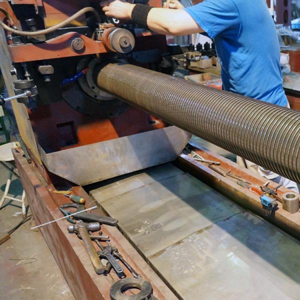 Vee Shaped Stainless Steel Wire Mesh Manufacturing Machine Round Rod