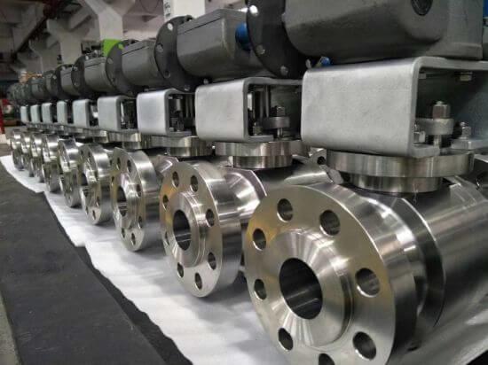 Trunnion Mounted Soft Seated Ball Valve , Blowout Proof Stem Ball Valve