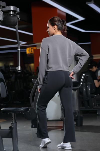 Sweat-shirt à col ras du cou et manches longues pour femme, coupe régulière, pour un usage quotidien