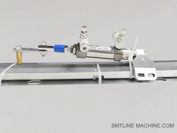 YSM20 main gear plate clamp edge