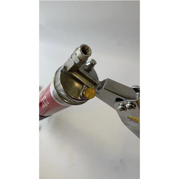 Gear 10000 Psi One Handed Grease Gun 600cc Pneumatic Dispenser