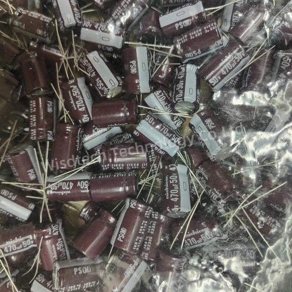 UPS1H471MHD Capacitors électrolytiques en aluminium - RADIAL LEADED 50VOLTS 470UF 12,5X20 20% 5LS