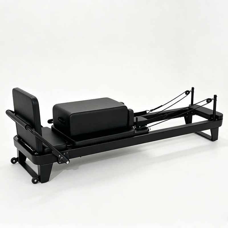 Studio Commercial Aluminum Pilates Reformer Machine Space Saving Lightweight