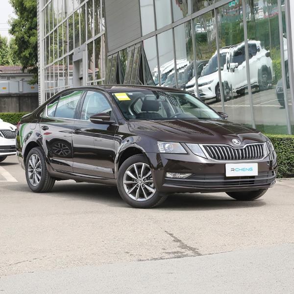 Left Hand Drive Sedan Skoda Octavia PRO Oil Cars Produced In Skoda Volkswagen China