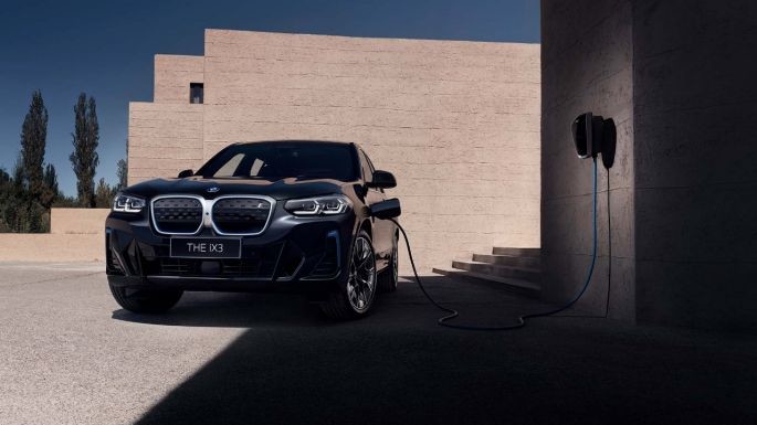 Средний размер BMW EV Транспортные средства SUV Чистый электрический Новый BMW IX3 2024 Автомобильный
