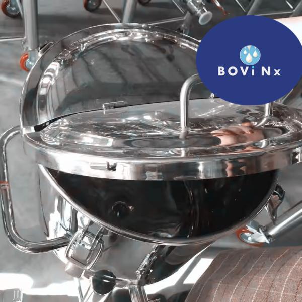 Tanque de almacenamiento de agua de acero inoxidable con ruedas