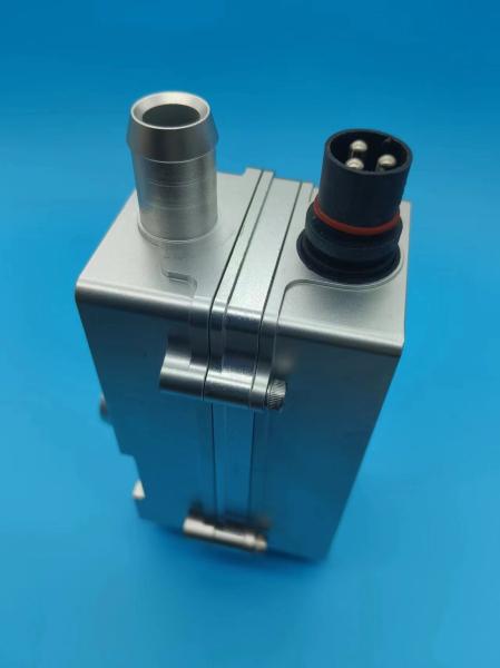 Electric Car Engine Water Heater 500W Small Size With Strong Applicability