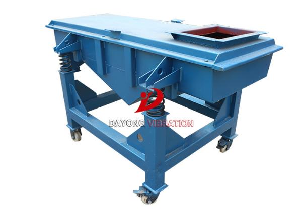 Customized Heavy Duty Square Linear Vibrating Screen For Dry Screening Equipment