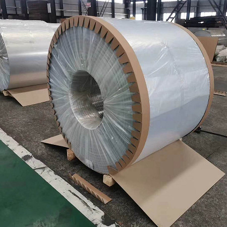 G40=Z120 Цинковая оцинкованная стальная оболочка в катушке толщина 0,90 мм для подложной подстилки