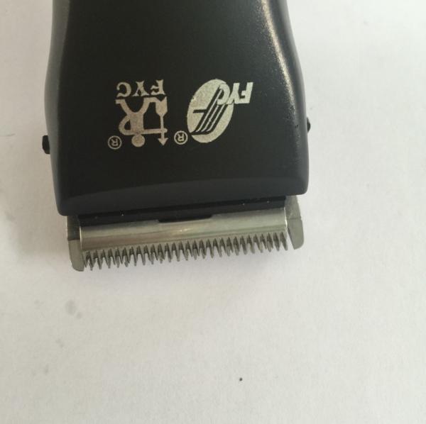 Household Rechargeable Mens Hair Clippers POM ABS Material With Adjusting Blades