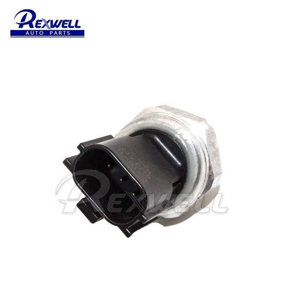 Датчик давления кондиционера Toyota Prado 92136aa000