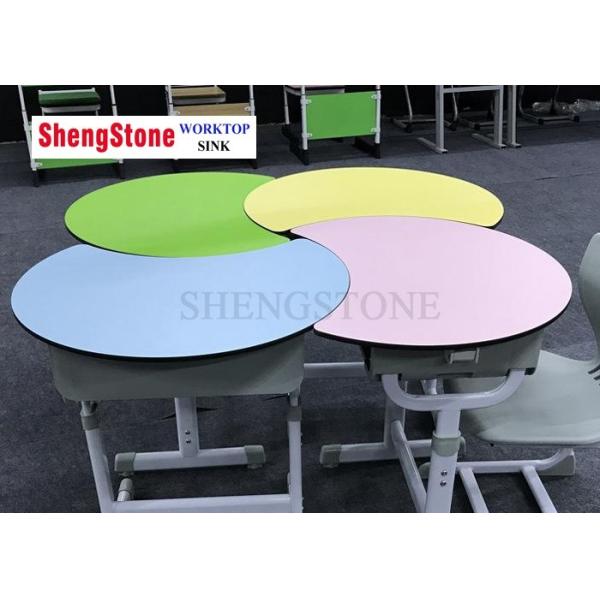 Тренируя заведения подгоняют полукруглый рабочий стол Compant (HPL)