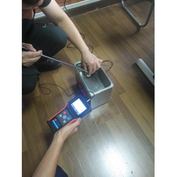 частота ультразвука ультразвукового счетчика энергии 10kHz 3.7V испытывая