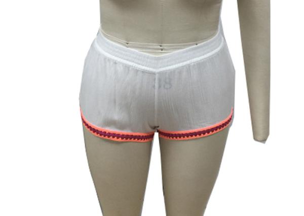 Skinny Pattern White Ladies Casual Pants Lace Decoration Women'S Pajama Shorts
