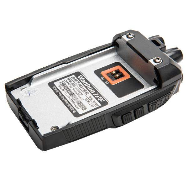 Output Power 5W WANHUA29 Original Hot Long Range Walkie Talkie for UHF Communication