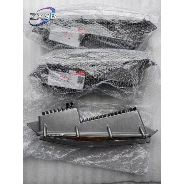 FAW Jiefang J6 Truck Front Right Bumper Fog Light Assembly 3732020-53A-C00