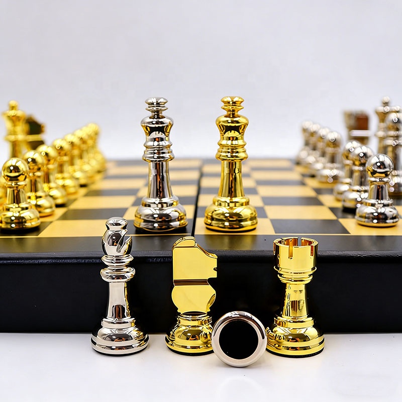 Foldable International Chess Set with Lightweight Aluminum Alloy Pieces and Customized Logo for Travel & Home Decoration