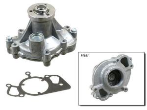 XW438501 Engine Parts Water Pump