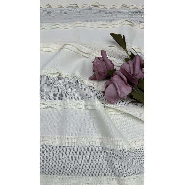 High-Quality Lace Fabric for Wedding Dresses Embroidered Mesh Tulle Fabric Material