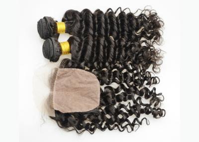 O fechamento frontal 13x4 do laço completo natural da cor, ata o fechamento frontal com cabelo do bebê