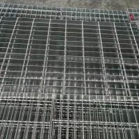 Barras de rejilla de acero industrial soldado de acero inoxidable con barras planas de 30 mm