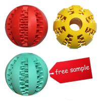 Jouets à mâcher pour chiens Tpr Rubber Puppy Treat Toy Ball Ball pour animaux de compagnie en bleu clair/jaune/rouge/bleu foncé/orange/vert Couleurs