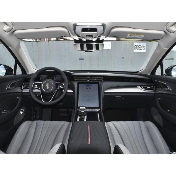 Stylish 2023 Red Flag h5 1.5T DCT 4-door 5-seater car with R17 Tires and LED Headlights