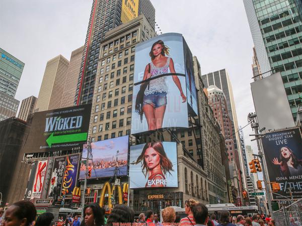 Front Maintenance LED Digital Billboard Outdoor Quality LED Display For High-End Market