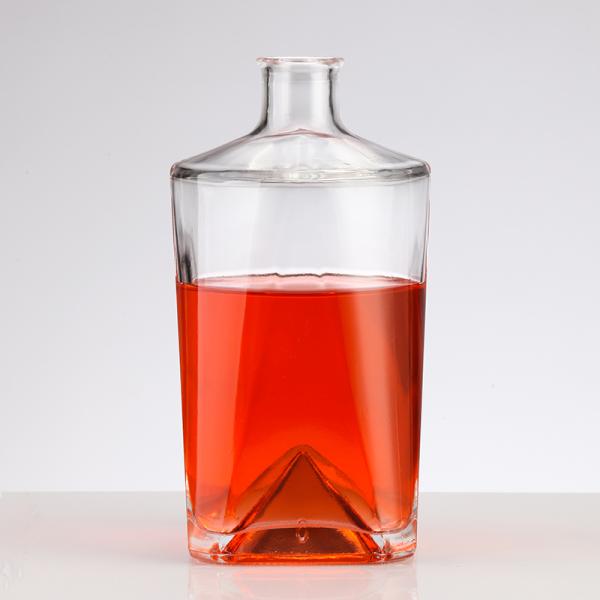 Beverage Industrial Triangle Bottom and Round Body Wine Bottle with Modern Design