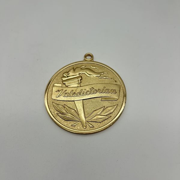 Zinc alloy challenge coins with customizable sizes plating colors and artwork perfect for marathons sports school and souvenir purposes