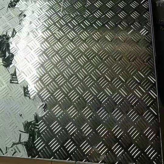 304 Stainless Steel Anti Slip Hot Rolled Checkered Diamond Plate for Industrial Use