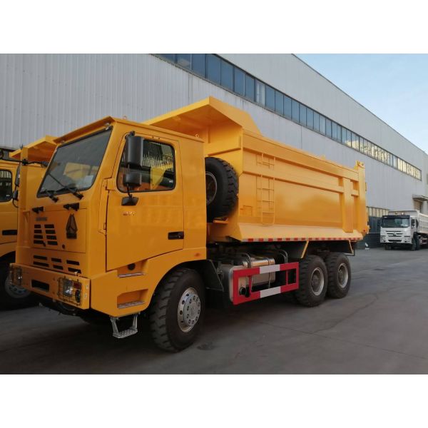 Sinotruk HOWO 6×4 Drive 371hp Engine 30 Tons Loading Capacity Heavy Duty Dump Truck for Mining and Construction