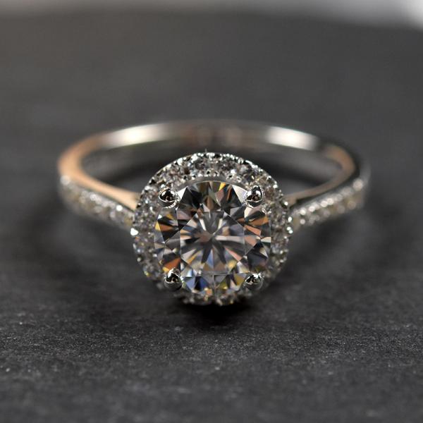 1.0 Ct Moissanite Jewelry White Gold Ring With Elegant Gift Box RD166