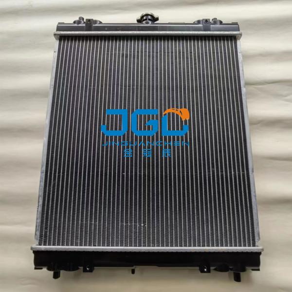 Excavator Spare Parts Radiator Tank Radiator Core Assembly 4479181 EX70