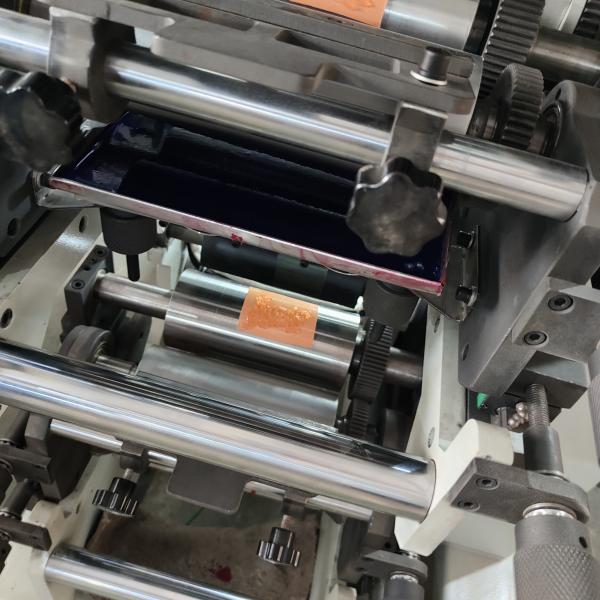 Высокоскоростная флексографская печатная машина с длиной 250 мм, шириной 180 мм, скоростью 5-60 м/мин и точностью 0,15 мм