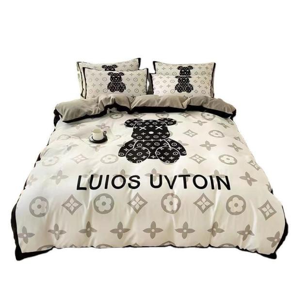 Diagonal Printing Luxury Violent Bear Bed Sheet Set Customized Designer Bedding Set