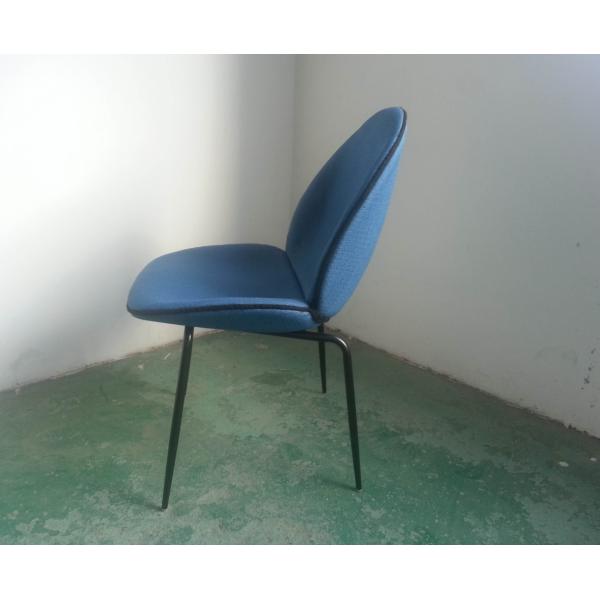 Modern Fabric Upholstered Gubi Beetle Chair Metal Base For Leisure Use