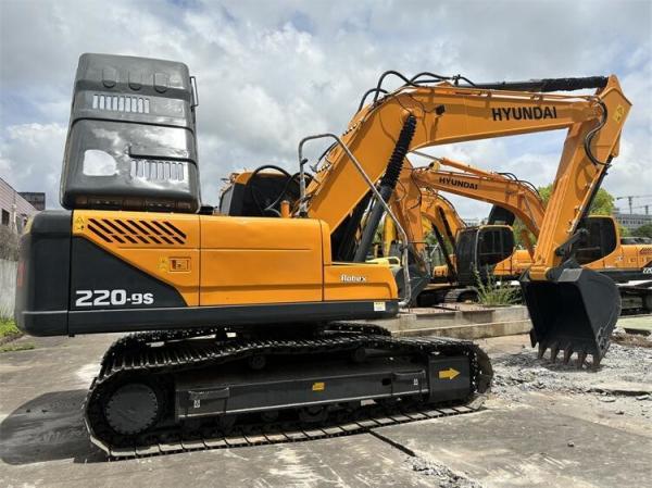 Hyundai R220LC 220LC-9S segunda mão 22 toneladas Excavadora Pepo Escavação 1.05m3 2022 Modelo