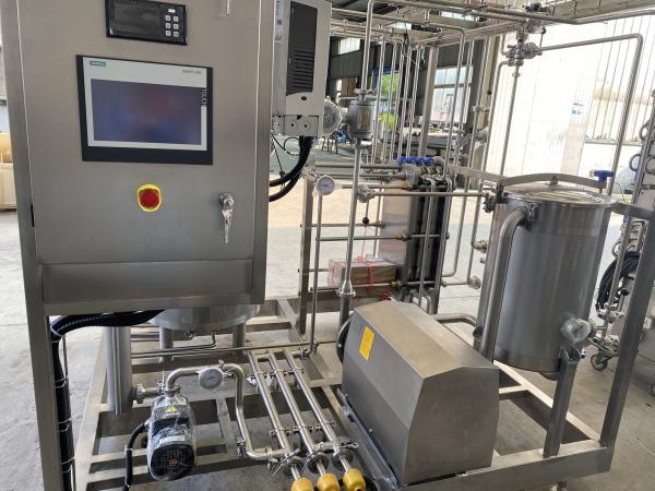 500〜20000l/H パーソナライズされた容量 消毒器 ステンレス鋼304/316 消毒機 PLC付き