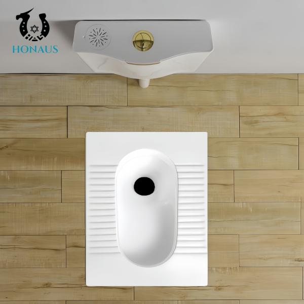 550*430*190mm Squatting Pan Toilet No S Bend Modern Anti Stain